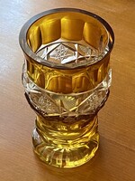 MÉZ SÁRGA ÉS FEHÉR SZÍNŰ, ANTIK, METSZETT KRISTÁLY ÜVEG POHÁR 15 CM