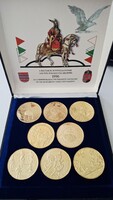 Ritka ! Lebó Ferenc  Honfoglalás 1100 Éves Évfordulója aranyozott Emlékérmék  8 db  díszdobozban