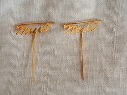 Jelvény Tito aláírása retro kitűző 2db egyben