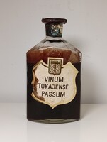 50 éves Tokaji 5 puttonyos aszú 0,75L Vinum Tokajense Passum