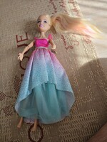 Óriás Barbie Endless Hair Kingdom hercegnő – 43 cm