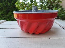 Vintage, retro, zománcozott kuglófsütő