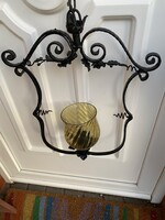 Kovácsolt vas csillár szépséges üveg búrával