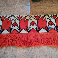 Retro faliszőnyeg, falvédő 175 X 40 + 18 cm rojt. Hibátlan
