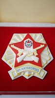 BM HATÁRŐRSÉG  Hollóházi porcelán plakett díszdobozában  15,5  x 15 cm