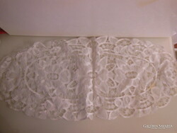 TERÍTŐ - ALKUKÉPES - 85 x 40 cm - TERÍTŐ - SZÉLÉN 2 cm ROJTOS A SZÉLE  - OSZTRÁK