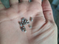 Nyers 2-3 mm es gyémántok Kongóból darabáron!!!