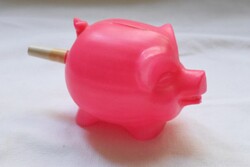 Malac persely és szilveszteri újévi trombita , retro trafik áru új év 16 cm