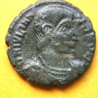 Római kisbronz Julianus II - lándzsás lovas (G22)