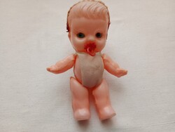 Baba műanyag 13cm mozgatható konty és végtagok retro