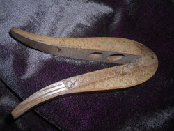 Antik keményfa hal formátú keményfa diótörő -különleges népi kézműves termék