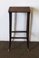 1W419 Antik kisméretű egymásba rakható thonet jellegű lerakóasztal 68 x 34 x 30 cm