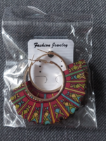 Festett fa design fülbevaló