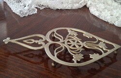 Tömör réz áttört mintás  vasaló alátét   24,5 x 14 cm