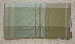 Varrásból kimaradt méteráru, textil; 3 db egyben