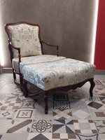 Viktoriánus stílusú nagyméretű fotel, lábtartóval Új!