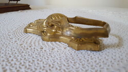 Robosztus,tömör sárgaréz ajtókopogtató