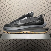Sacai X Nike Vaporwaffle cipő,40-45.,limitált! ORIGINAL!
