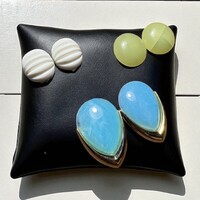 3 pár Régi fülklipsz vintage fülbevaló, retro klipsz, az ékszerek az 1960-as évekből származinak