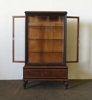 1W427 Antik faragott díszítésű, üveges vitrin 179 x 97.5 x 50 cm