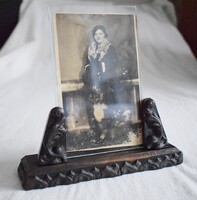 Fotó képeslap fénykép tartó faragott fa talpazat üveg lap asztali képkeret képeslappal 17x4,5x16,5cm