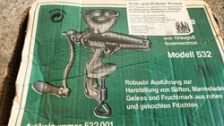 RETRÓ ROBUSZTUS ERŐS GYÜMÖLCSPRÉS - FŰ PRÉS GYÜMÖLCS FELDOLGOZÓ PASSZÍROZÓ CSEHSZLOVÁK