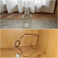 Whisky konyak bor kínáló üveg + Krómozott bortartó állvány új