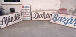 Trafik bazár táblák