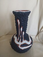 Király - fekete retro kerámia váza nagyobb méretű, hibátlan, jelzett 27 cm