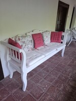 Eredeti, 150 éves, karfás pad, balatoni kúria épületből