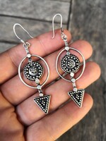 Különleges, mutatós ezüst fülbevaló