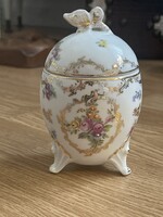 Régi nagyobb tündéri porcelán tojás kézzel festett lepke fogóval.