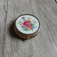 Szép régi acél gyógyszeradagoló dobozka (5x1,4 cm)