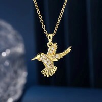 18K Aranyozott Kolibri Madár Medál Nyaklánc Csillogó Cirkónia Kövekkel Nemesfém Hipoallergén Új!