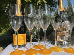 Veuve Clicquot Vintage Pezsgőspohár Szett a 80-as Évekből – 6 Darab, Sárga Talppal