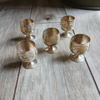 5 db pompás régi ezüstözött kispohár (5,5x4,2 cm)