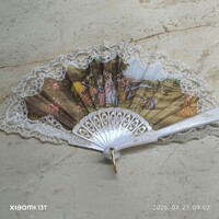 Legyező eladó! Csipkésszélű legyező eladó!