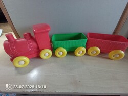 Retro műanyag játékvonat – gyűjtőknek vagy gyerekjátéknak!