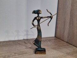 Bronz ARTEMIS  istennő szobor 16cm.