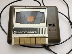 Commodore 02 - Datassette alkatrésznek
