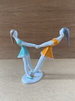 LÁNYOK, FESTETT HOLLÓHÁZI RETRO PORCELÁN SZOBOR, FIGURA 17.5 CM
