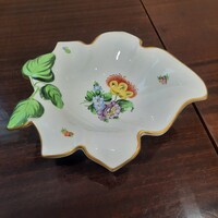 Herendi virágmintás levél alakú kínáló tál