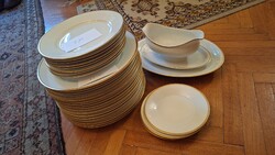 Puls porcelán tányérok + tálaló + szószos tál