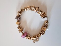 Arany Pandora XL karkötő medálokkal,
