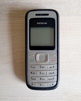 Nokia 1200 retro mobiltelefon