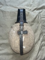 II. vh-s német M31 kulacs bakelit pohárral