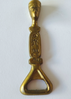 NEFERTITI RÉZ SŐRNYÍTÓ