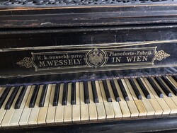 Martin Wessely bécsi zongora 1880-as évekből
