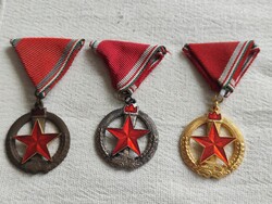 Tűzrendészeti érem bronz, ezüst, arany fokozata, eredeti szalagon, egyben eladó