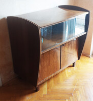 Vintage „Rákosfalvai” TV-szekrény – 70-es évek, retró dió, gyári címkével, eredeti állapotban